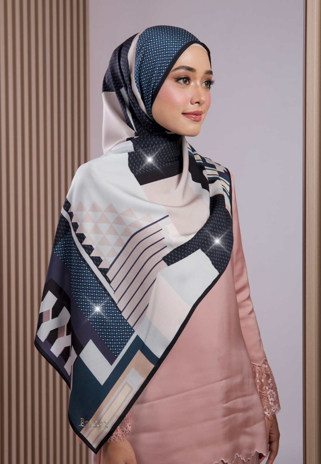 SHAWL SEANA  298 PTD DIAMOND