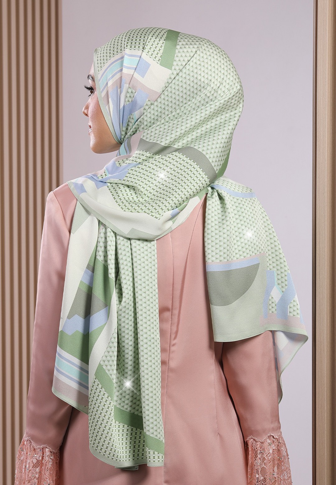 SHAWL SEANA  298 PTD DIAMOND