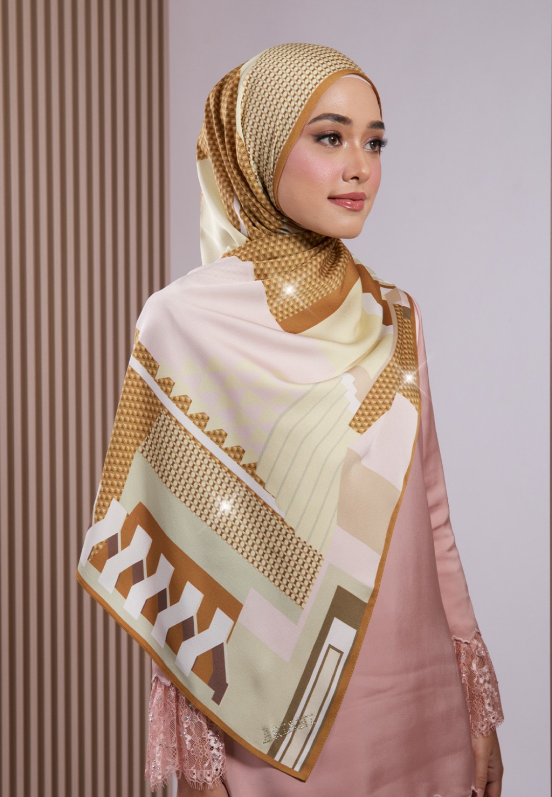 SHAWL SEANA  298 PTD DIAMOND