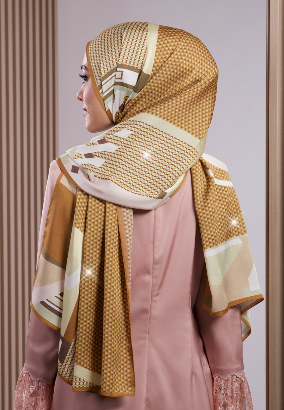 SHAWL SEANA  298 PTD DIAMOND