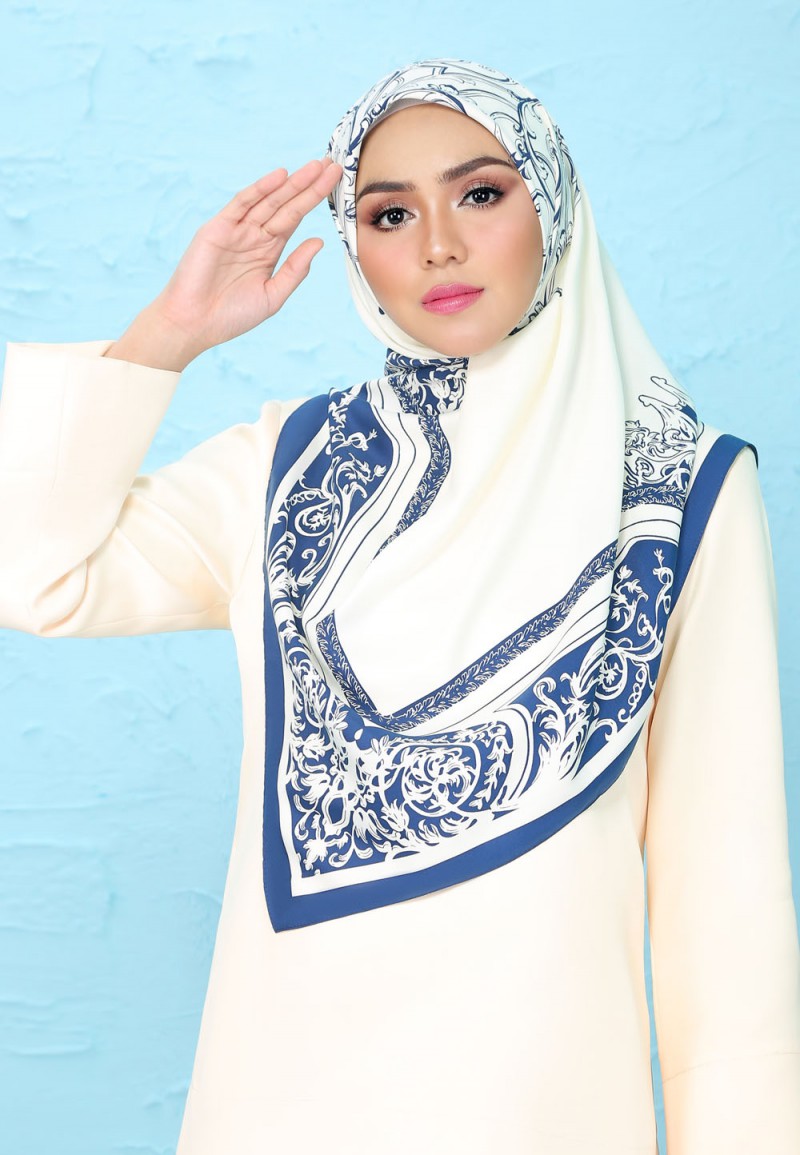 SQ SERIES ILLEANA TWILL PRINTED 190