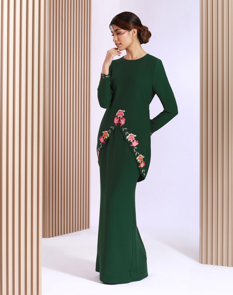 MAZIA BAJU KURUNG