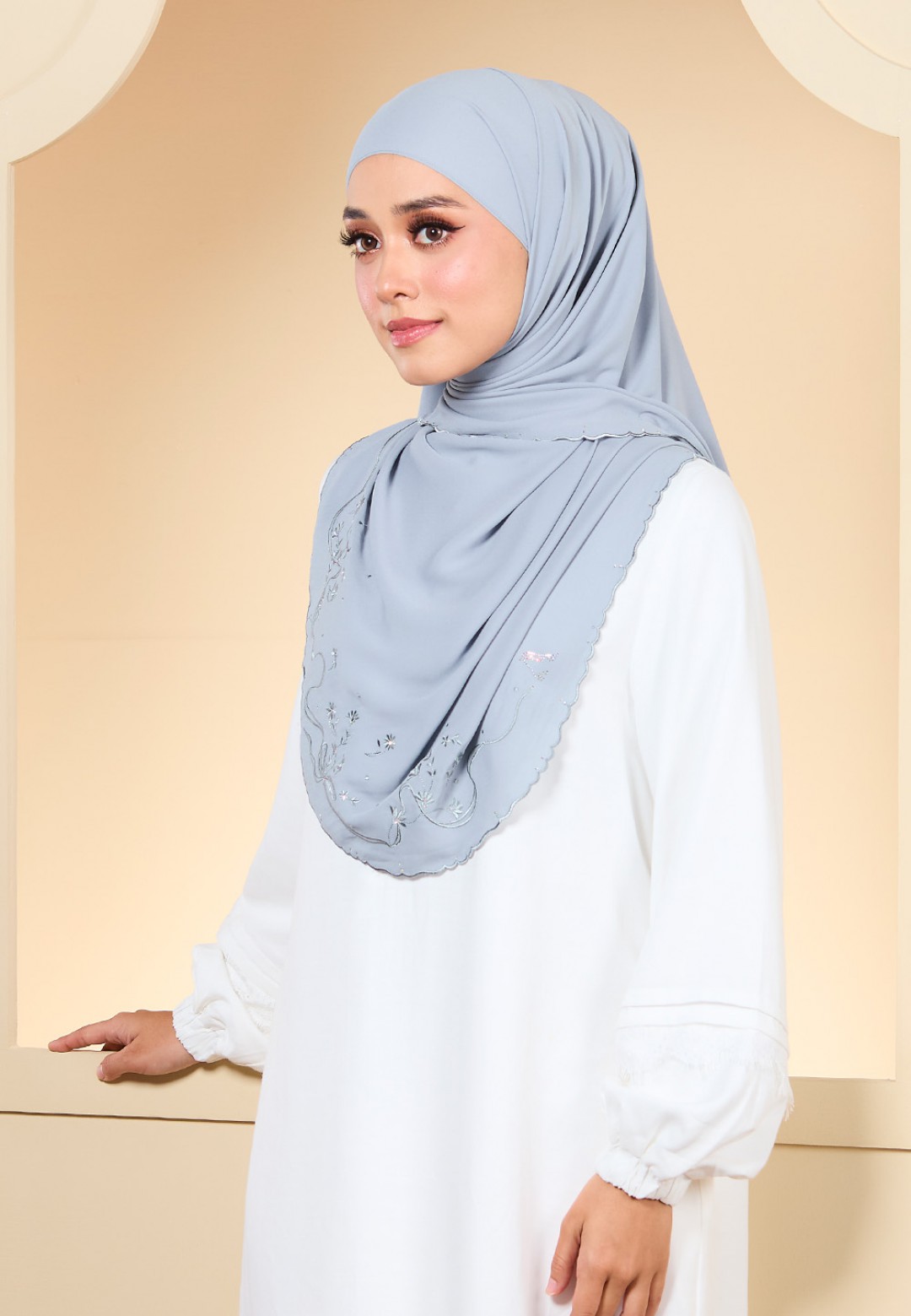 SHAWL JUITA PLAIN EMBROIDERY