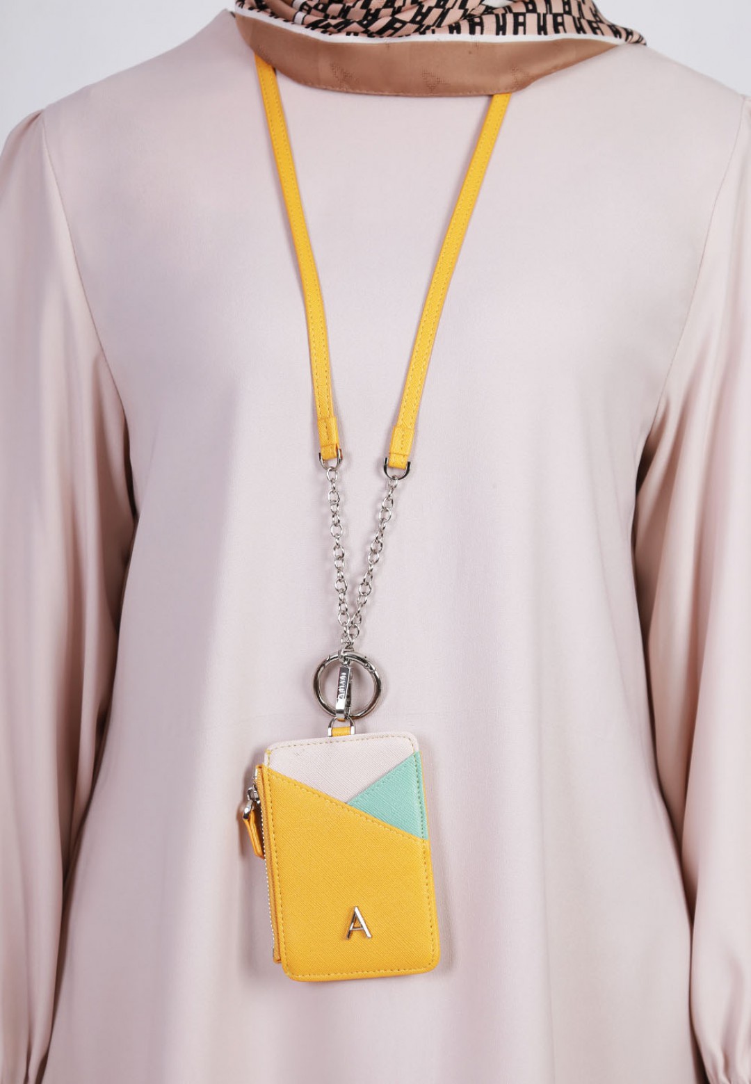POCKET ON CHAIN
