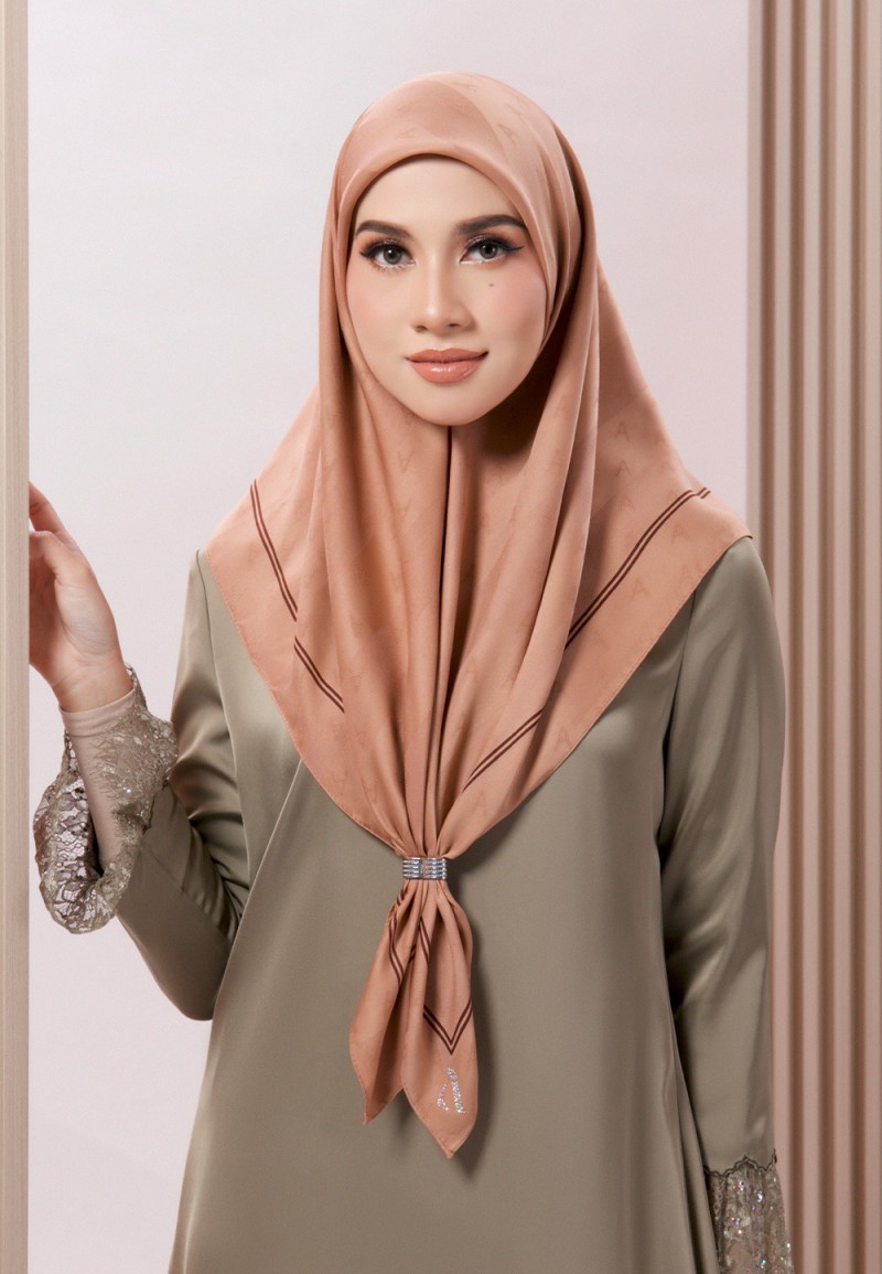 SQ JACQUARD TWILL BORDER (MINI) 189 (B2)