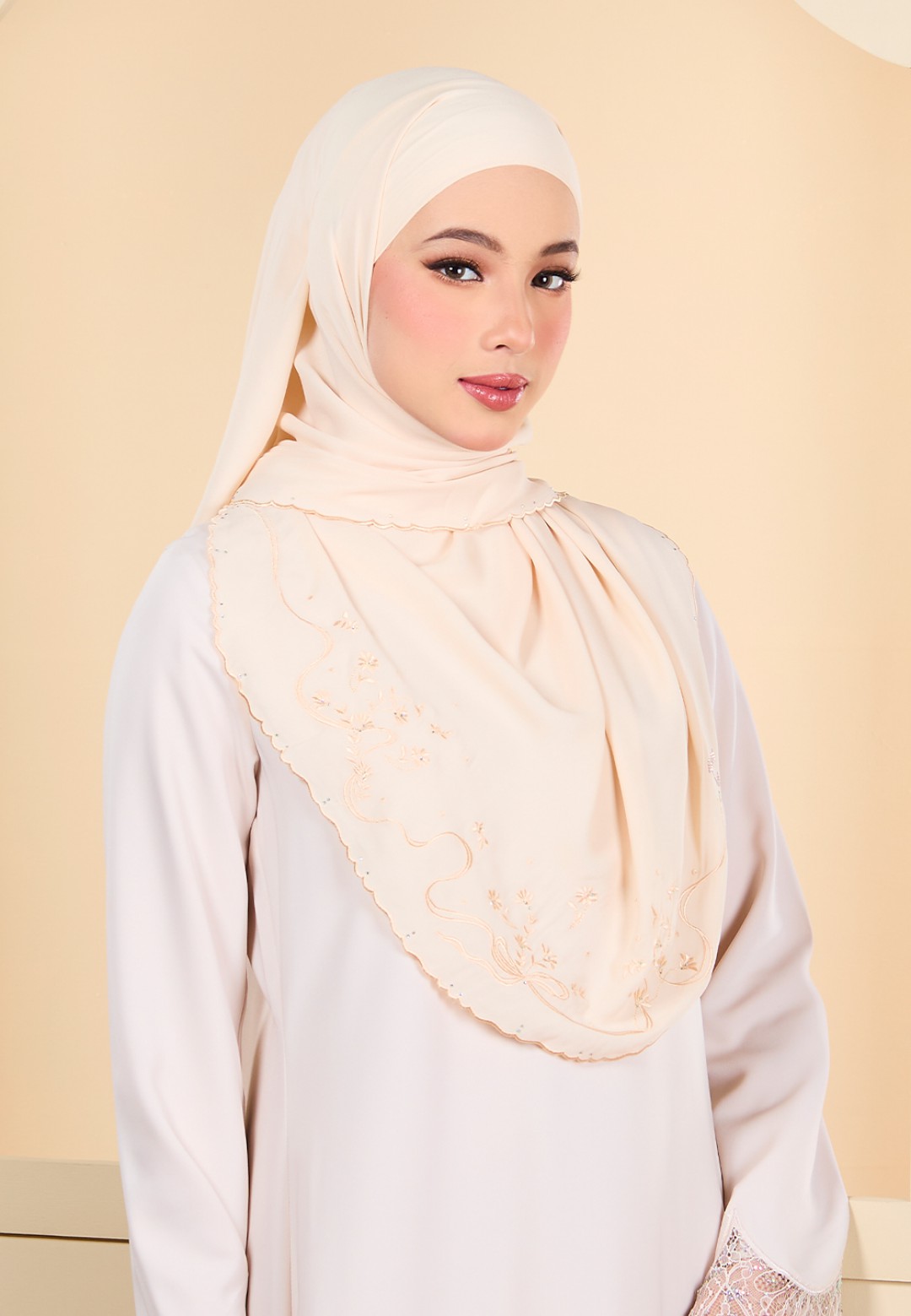 SHAWL QIRANA PLAIN EMBRODERY