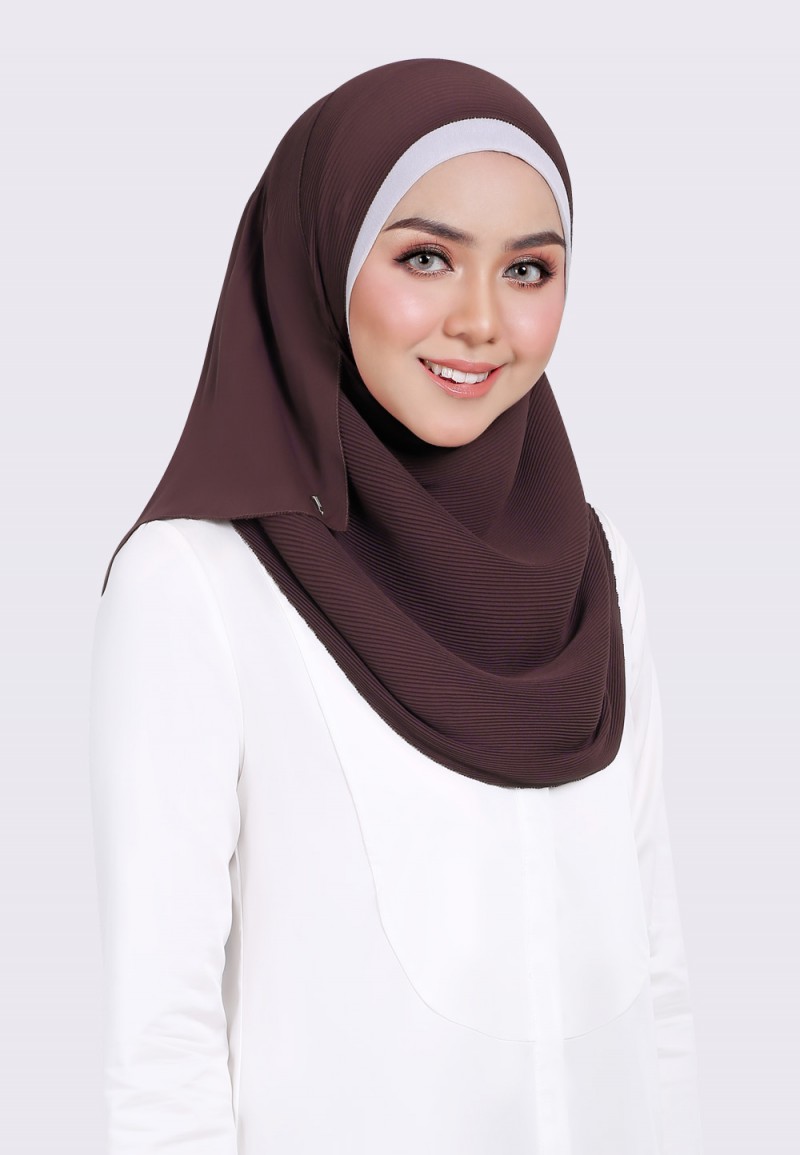 INSTANT PRETTY PLEAT SEMI PLAIN EYELASH 189