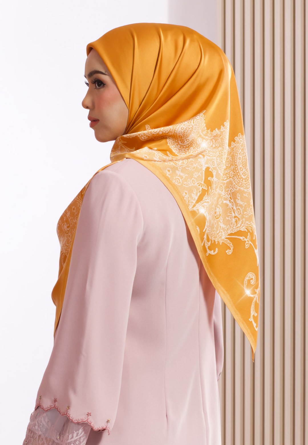 SQ AISLIN PRINTED DIAMOND
