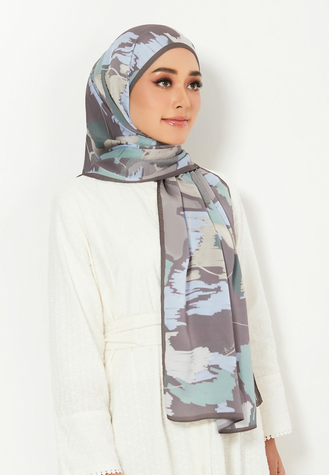 THE DREAMSCAPE SHAWL PRINTED