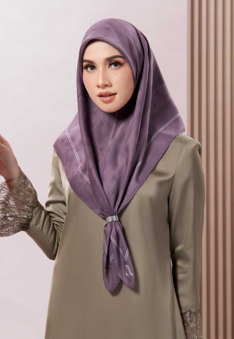 SQ JACQUARD TWILL BORDER (MINI) 189 (B2)