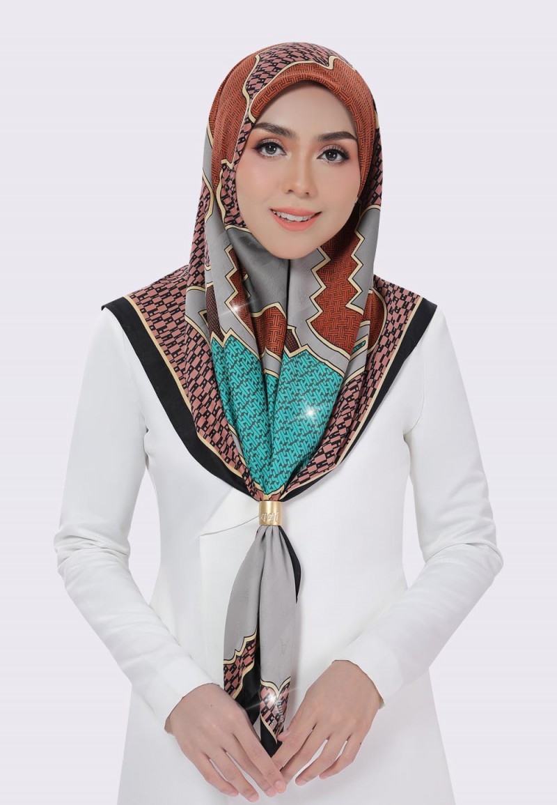 SQ EMBER TWISTED TWILL PTD DIAMOND 289