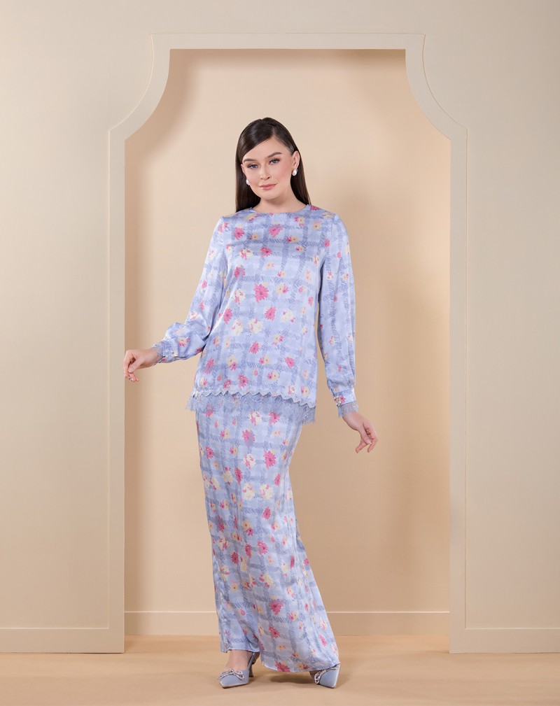 EVALIA BAJU KURUNG