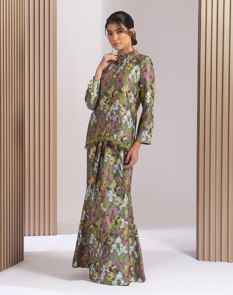 FARRA BAJU KURUNG