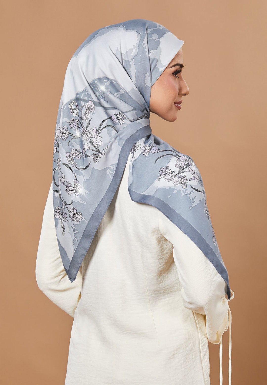 SQ BECCA TWILL PRINTED DIAMOND