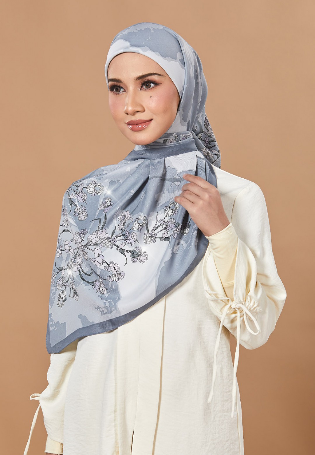 SQ BECCA TWILL PRINTED DIAMOND