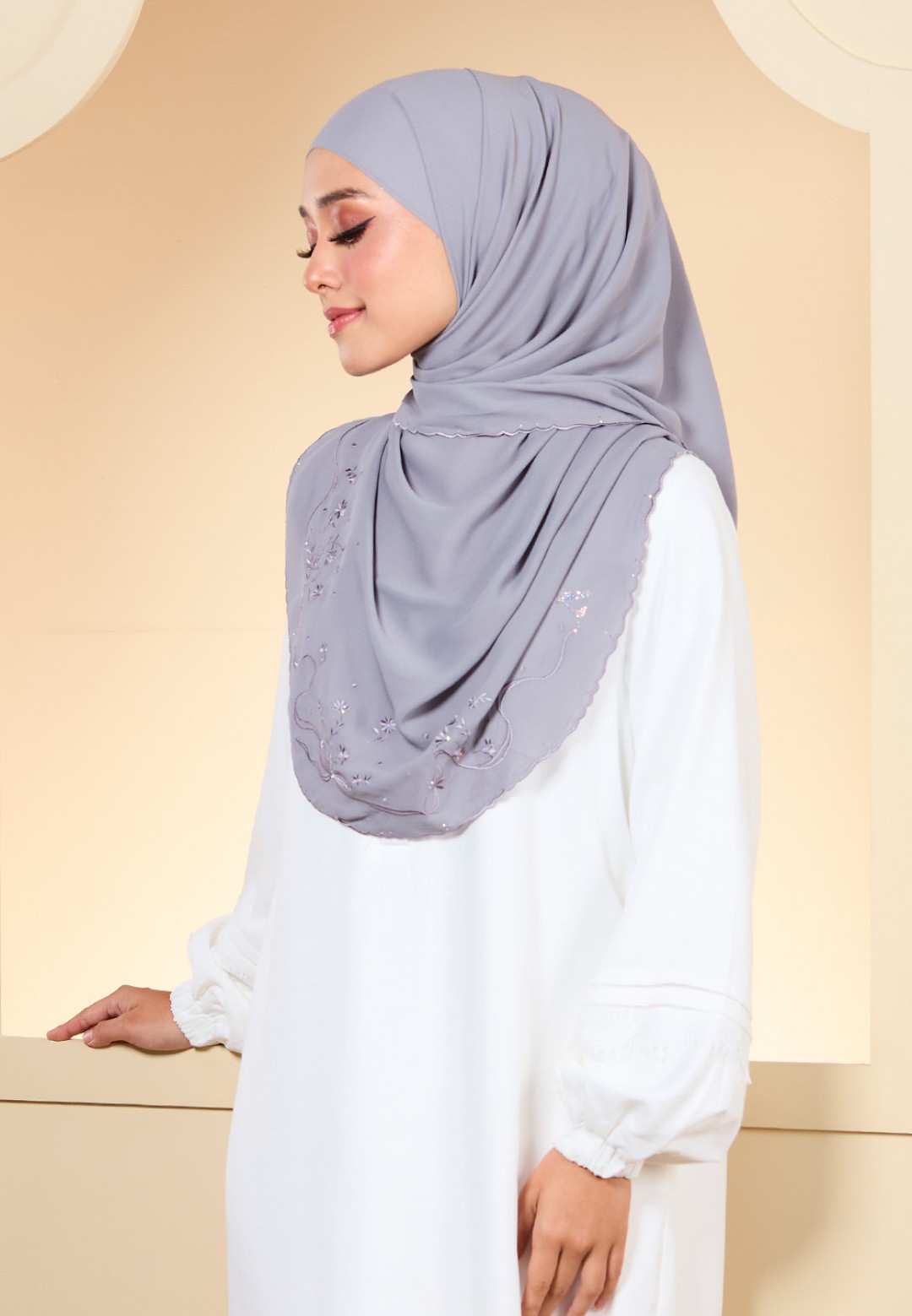 SHAWL JUITA PLAIN EMBROIDERY