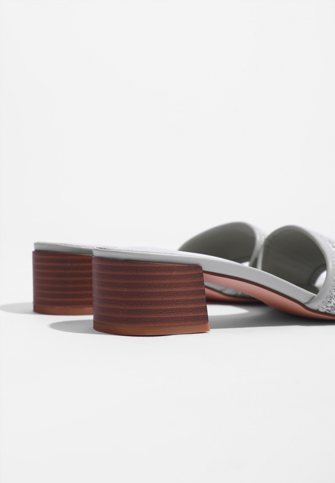 NISA SANDALS