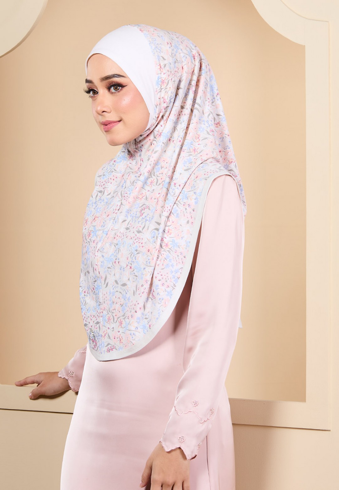 TIARA LOREAL PRINTED STD S/A
