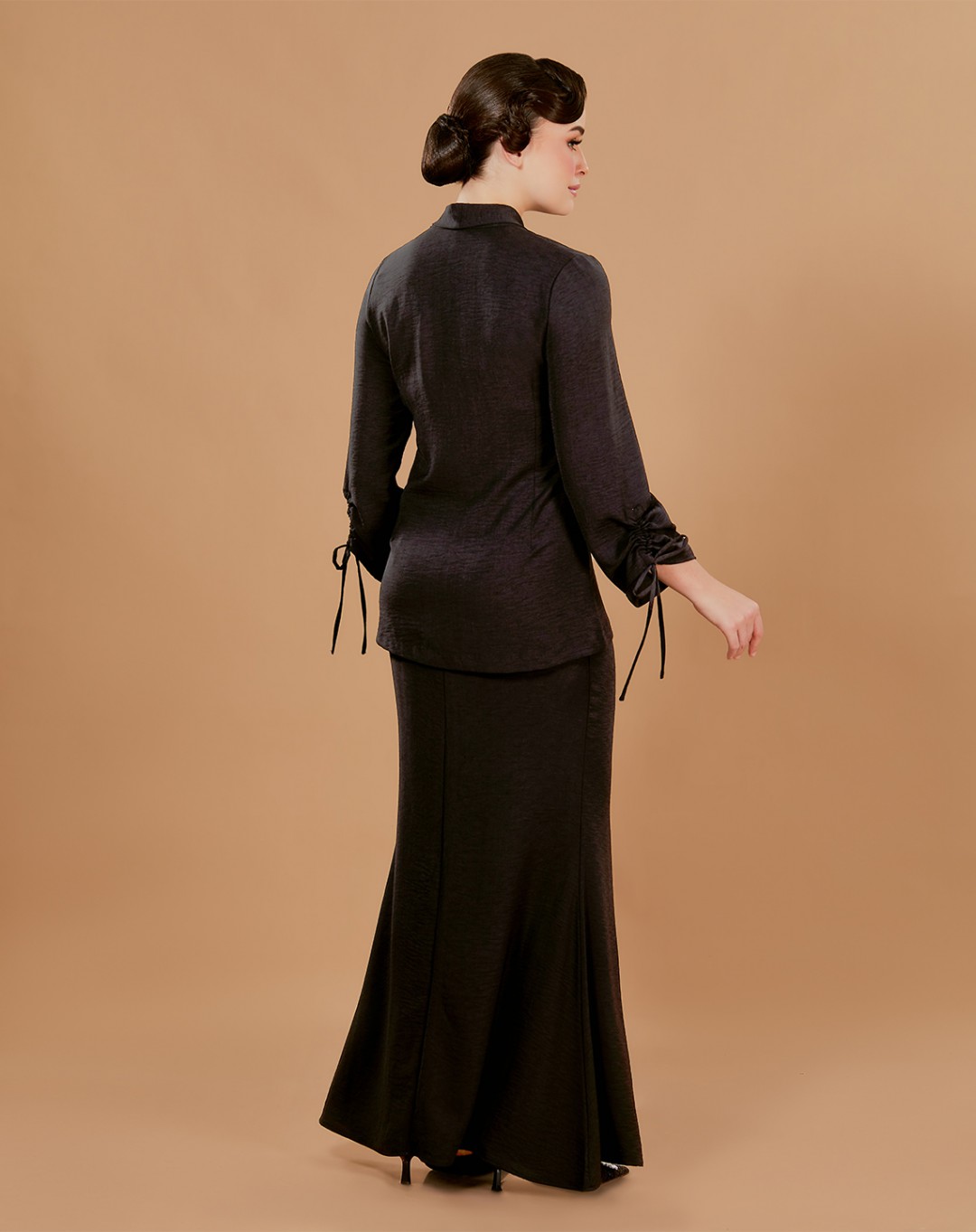 JESTINA BAJU KURUNG