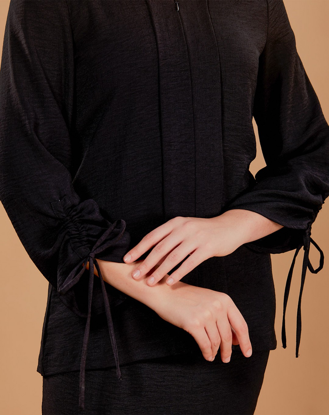JESTINA BAJU KURUNG