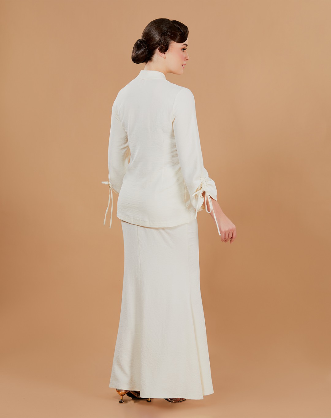 JESTINA BAJU KURUNG