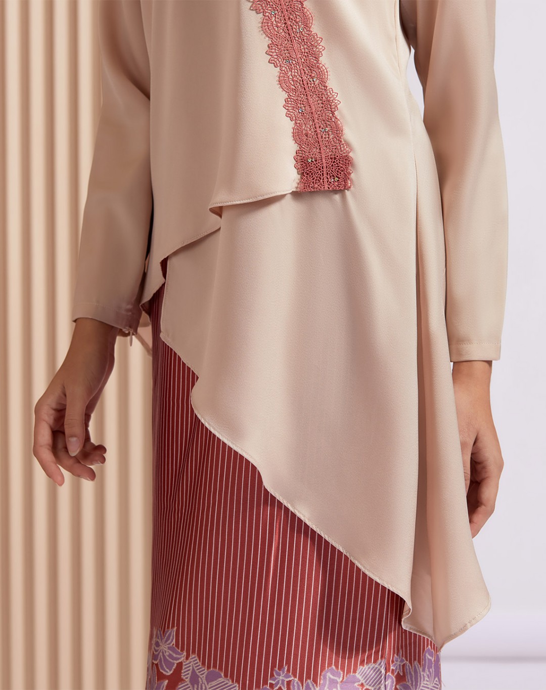 JULEANA BAJU KURUNG