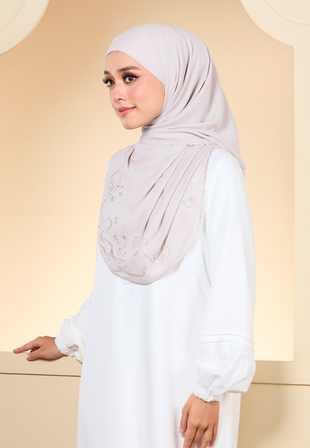 SHAWL JUITA PLAIN EMBROIDERY