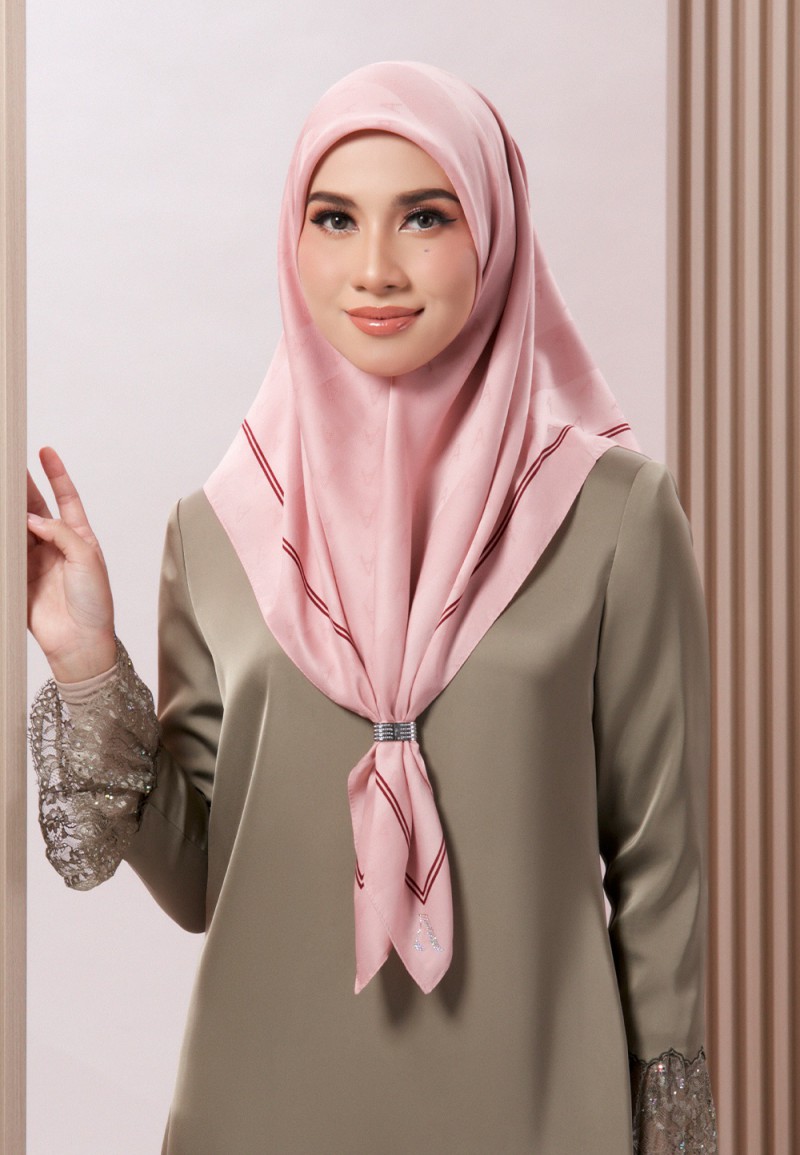 SQ JACQUARD TWILL BORDER (MINI) 189 (B2)