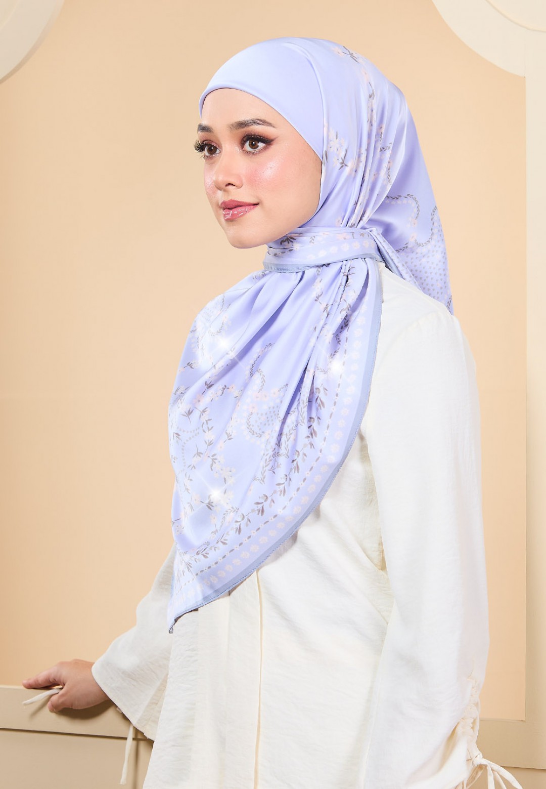 SQ TANIA PRINTED DIAMOND