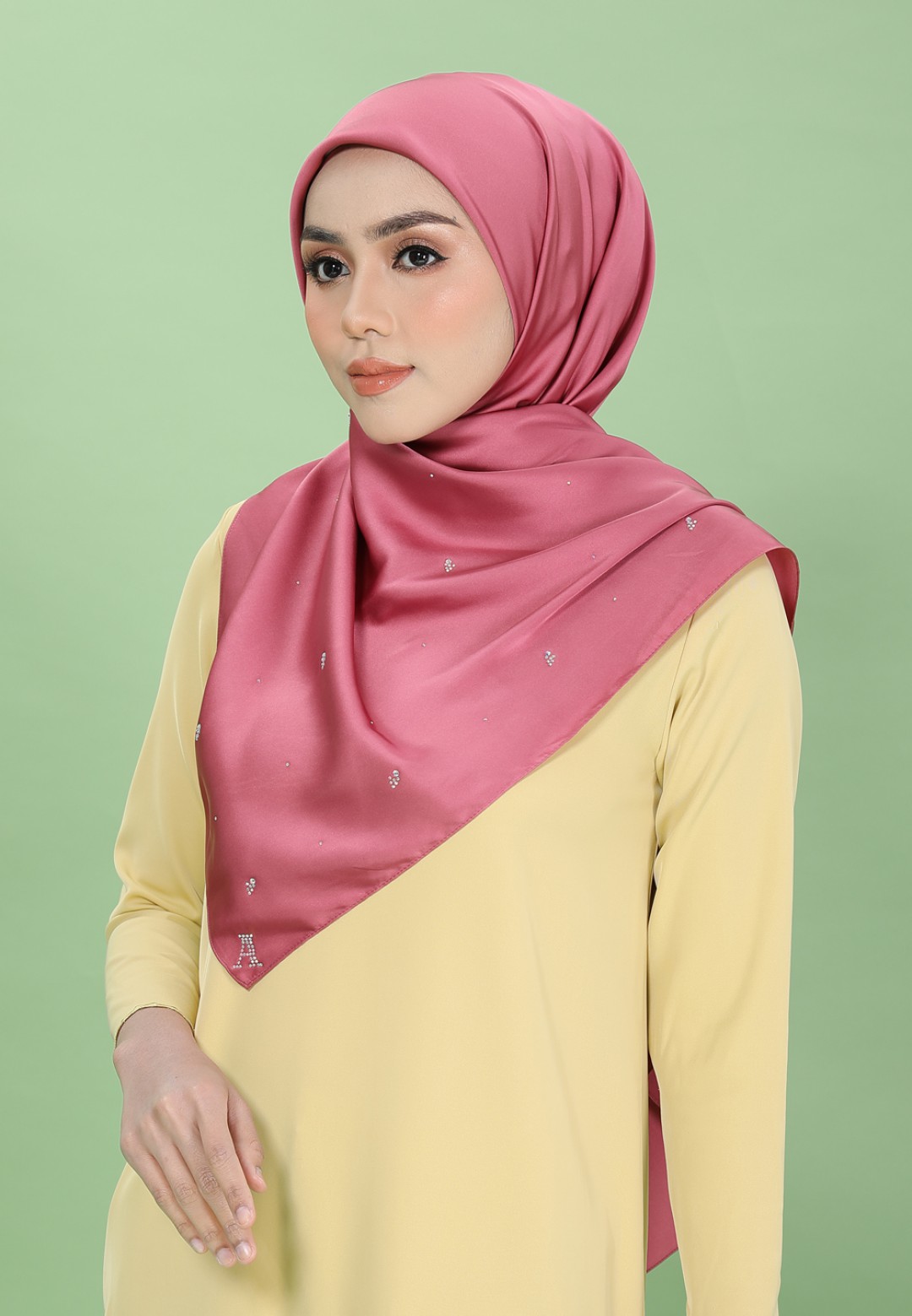 SQ RAZZLE PLAIN DIAMOND 219