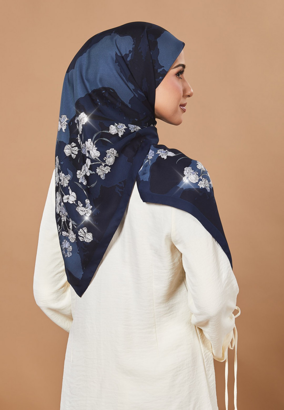 SQ BECCA TWILL PRINTED DIAMOND