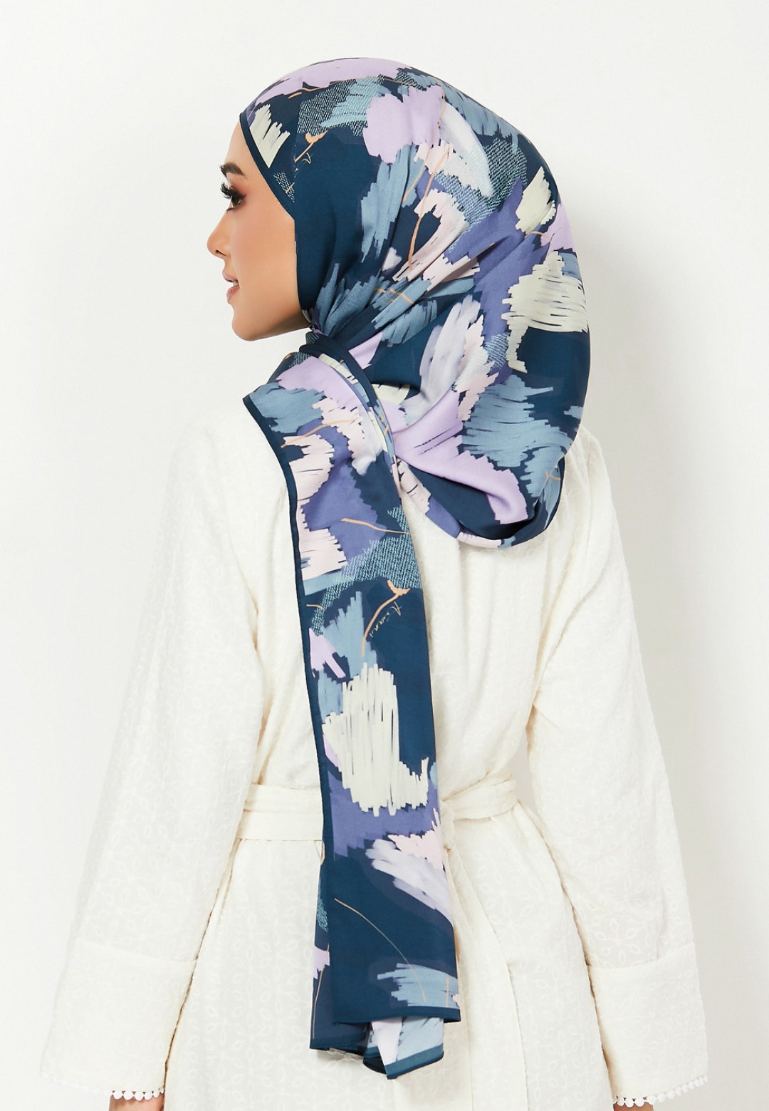 THE DREAMSCAPE SHAWL PRINTED
