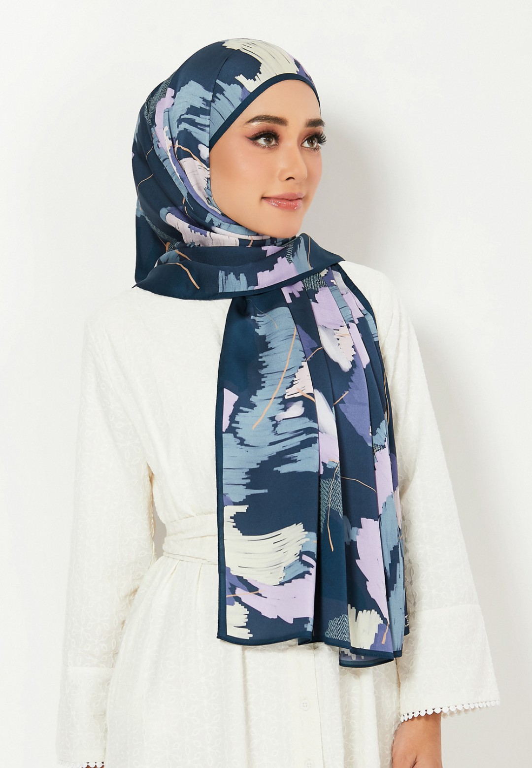 THE DREAMSCAPE SHAWL PRINTED