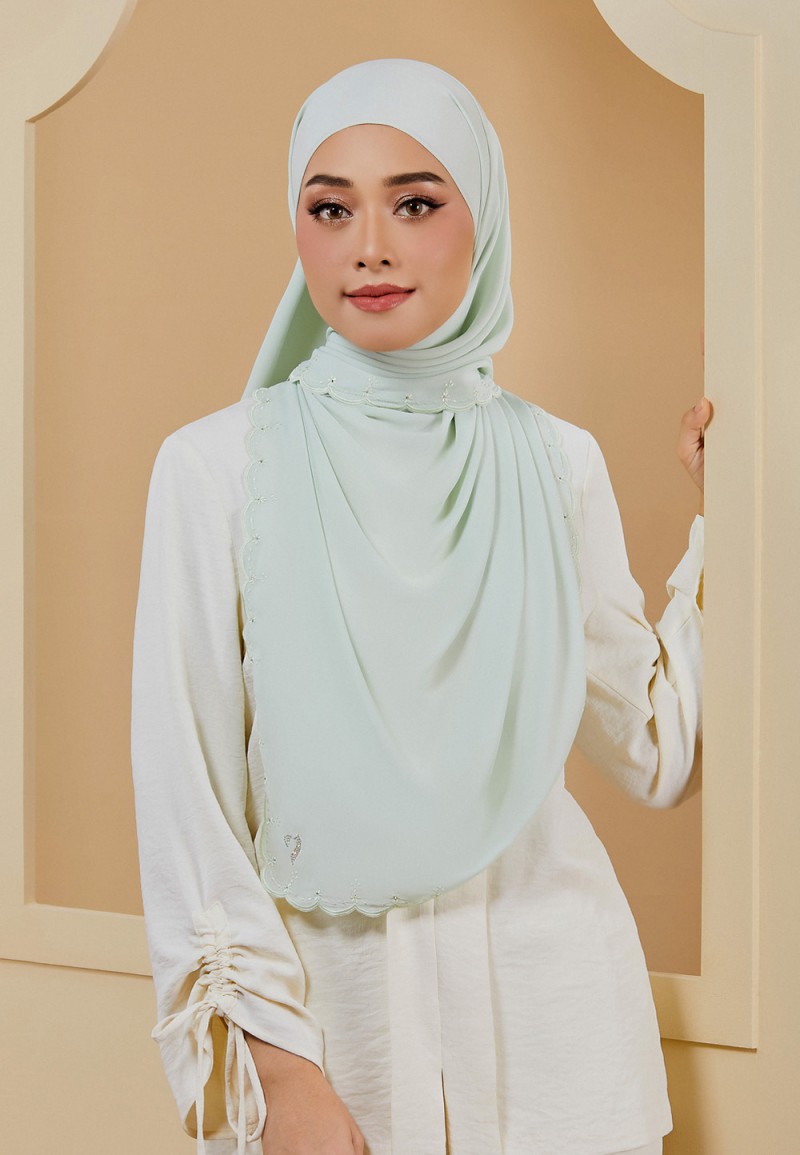 SHAWL EMBROIDERY DAHLIA