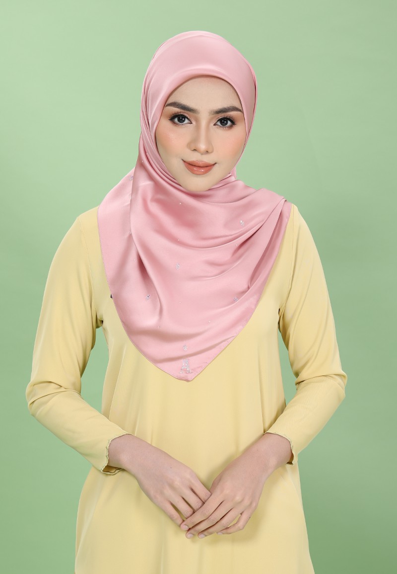 SQ RAZZLE PLAIN DIAMOND 219