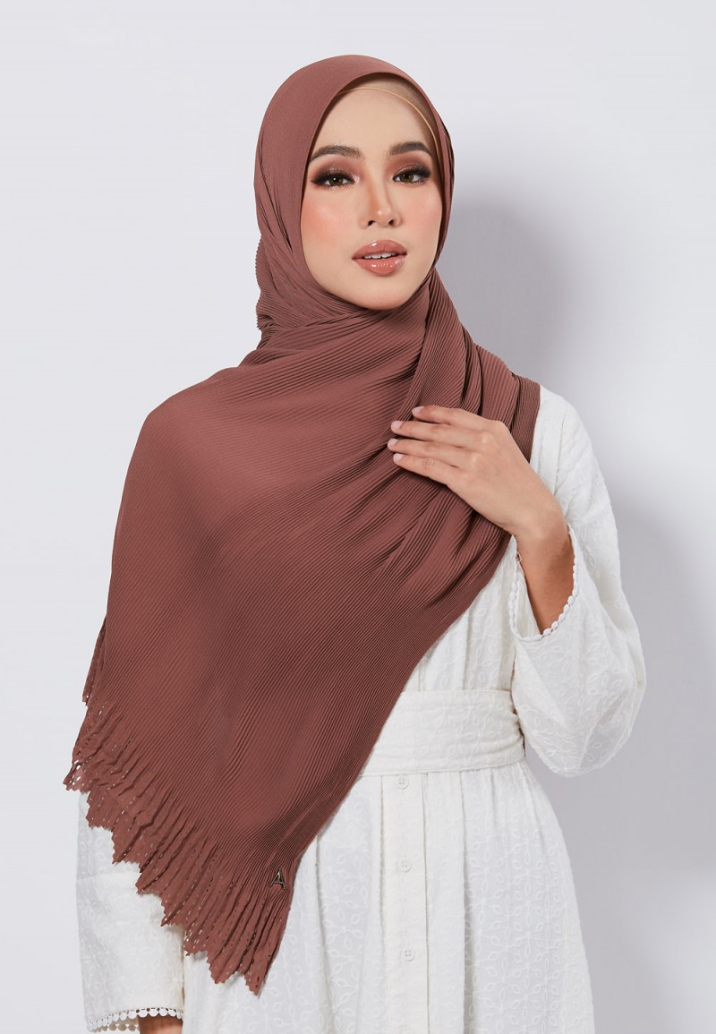 SHAWL LASERCUT PRETTY PLEATS 209