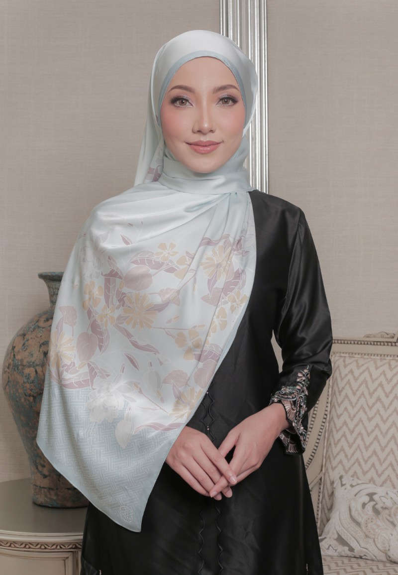 SHAWL 189 BLOSSOM PETALS PTD