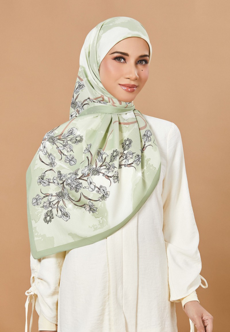 SQ BECCA TWILL PRINTED DIAMOND