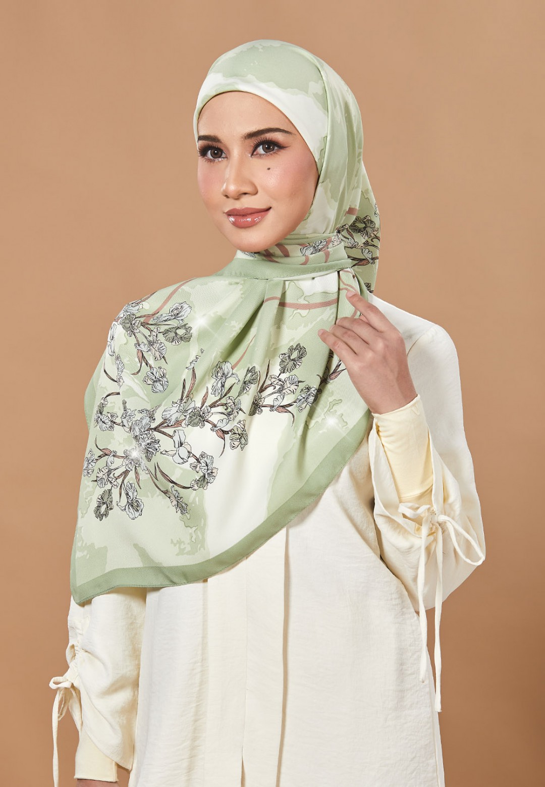 SQ BECCA TWILL PRINTED DIAMOND