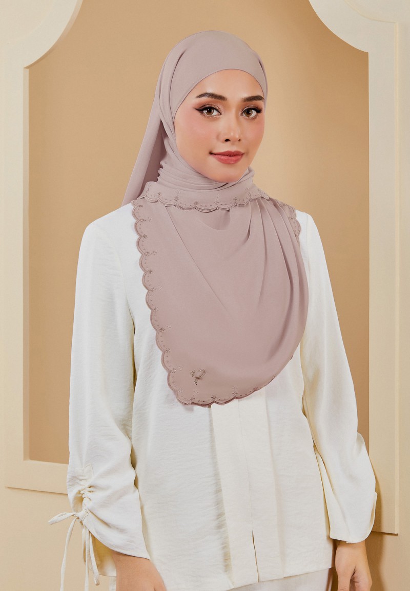 SHAWL EMBROIDERY DAHLIA