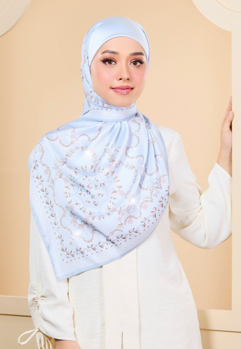 SQ TANIA PRINTED DIAMOND