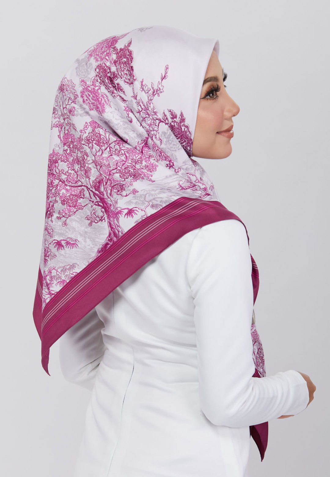 SQ ENCHANTED FOREST TWILL PTD 190