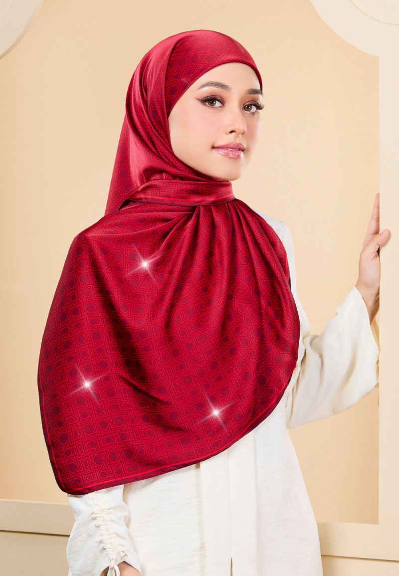 SQ REESE PRINTED DIAMOND