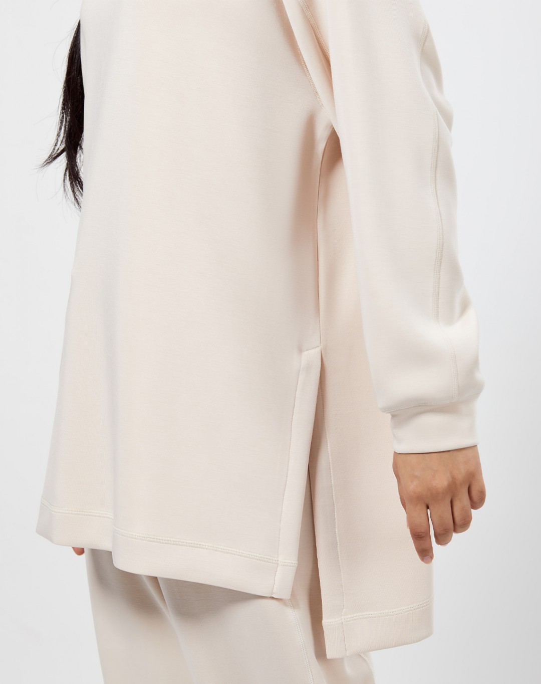 REVIVE SWEATER