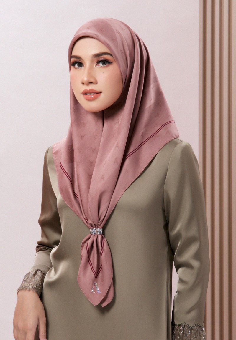 SQ JACQUARD TWILL BORDER (MINI) 189 (B2)