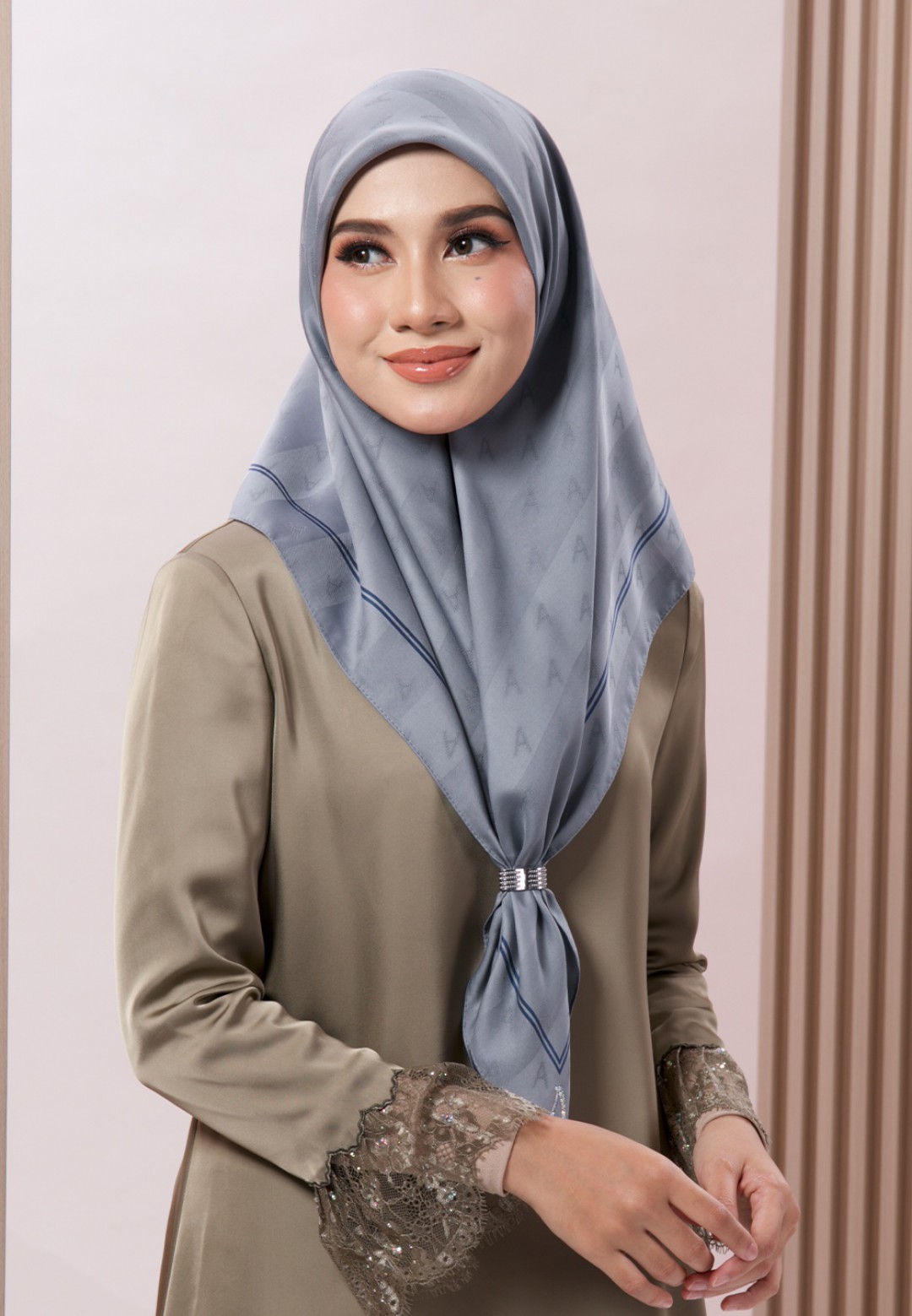 SQ JACQUARD TWILL BORDER (MINI) 189 (B2)