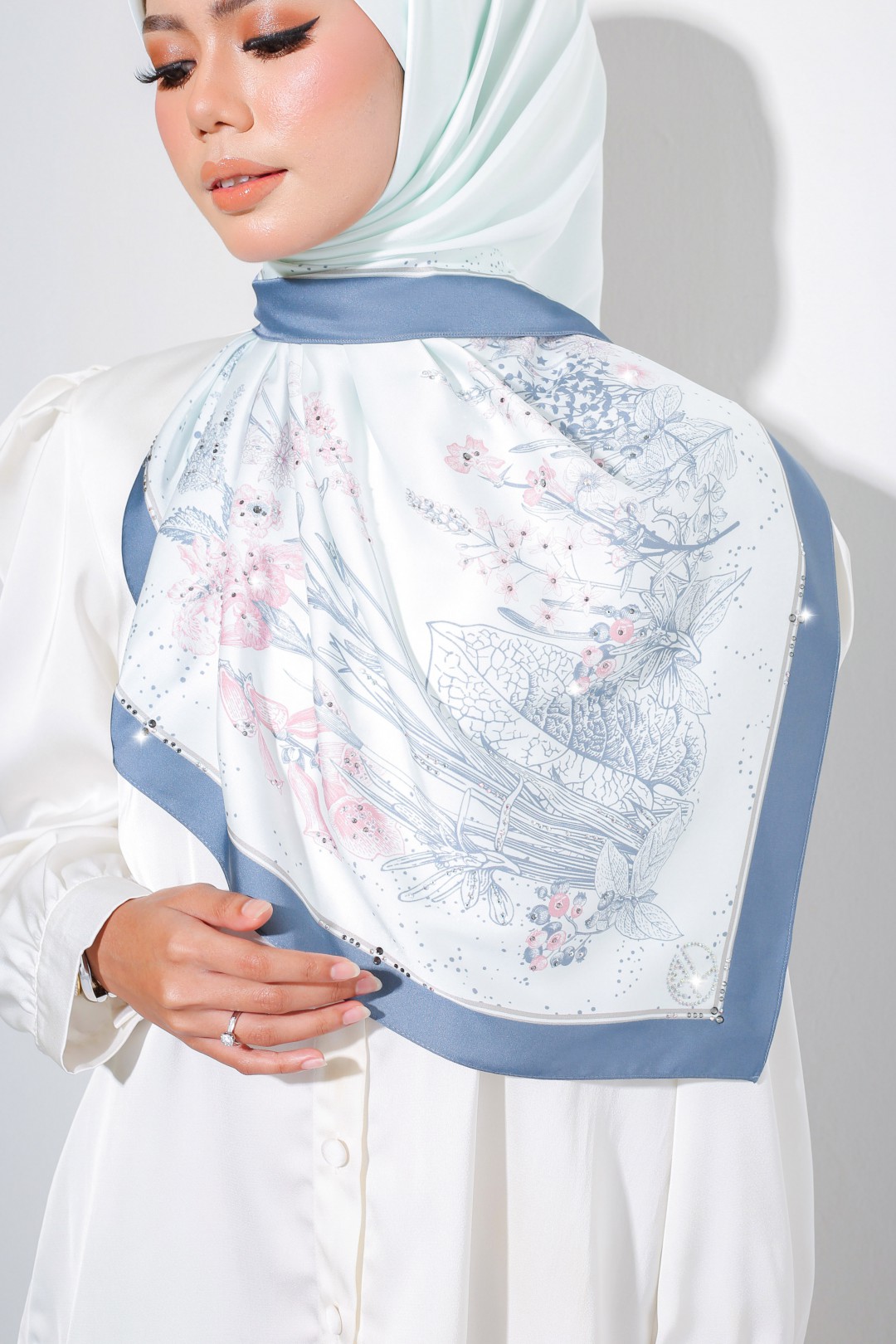 SQUARE TILLIE PRINTED DIAMOND