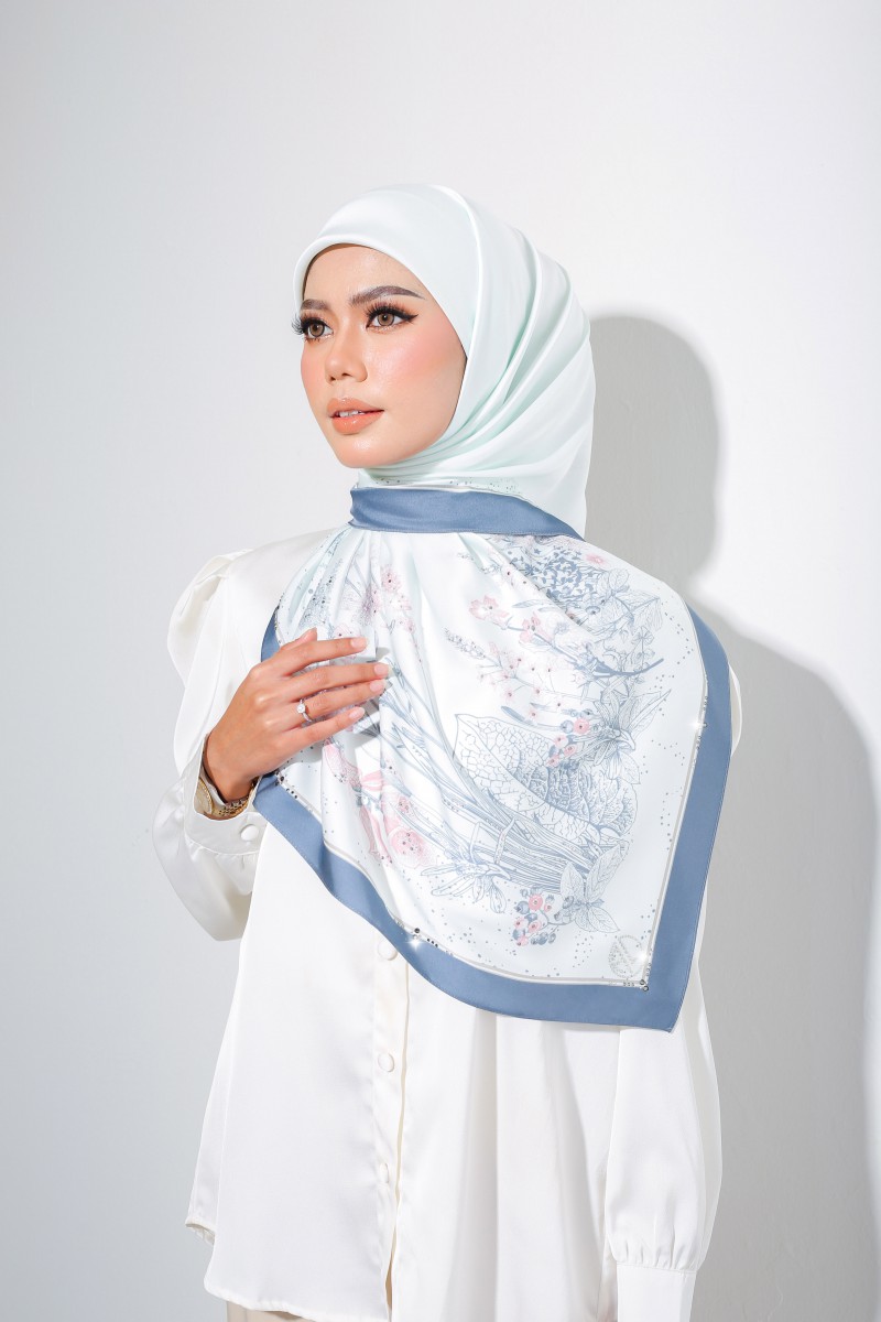 SQUARE TILLIE PRINTED DIAMOND