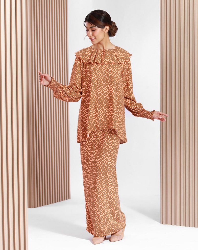 ZANIAH BAJU KURUNG