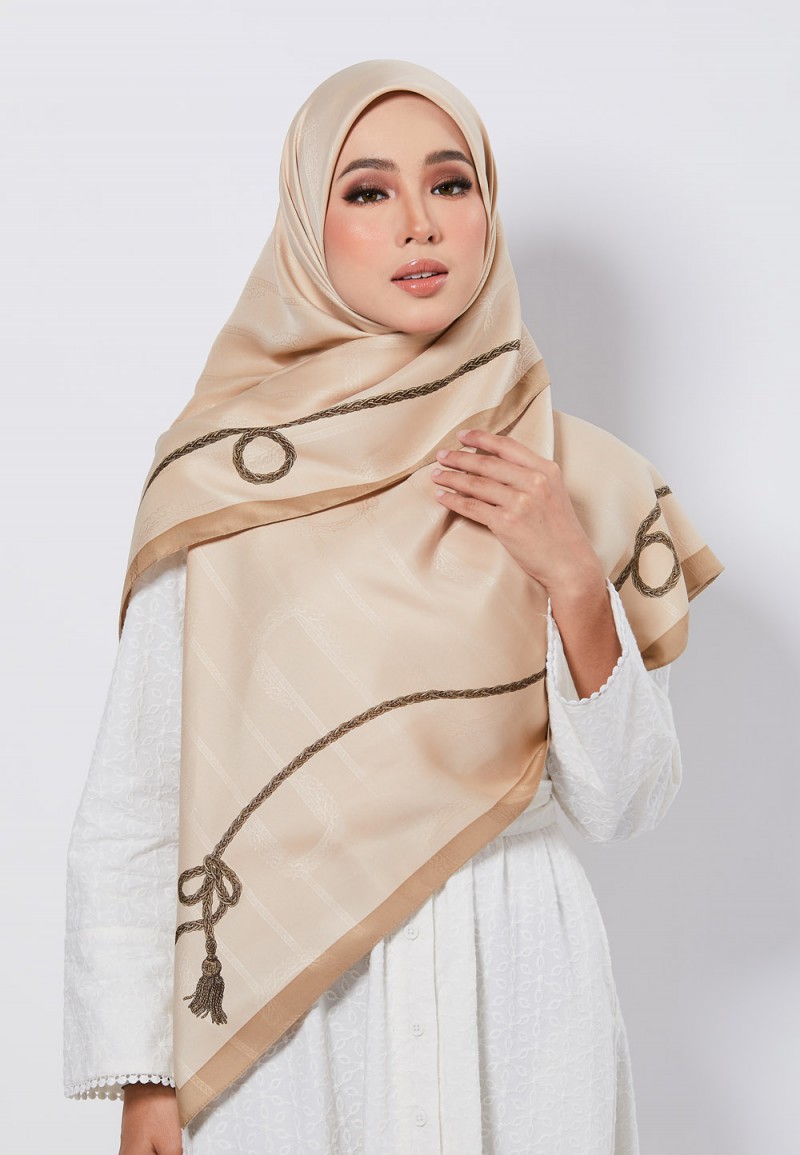 SQ 199 MAYRAA JACQUARD TWILL